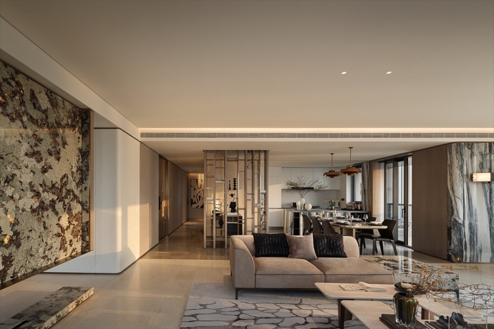 Light luxury style collocation