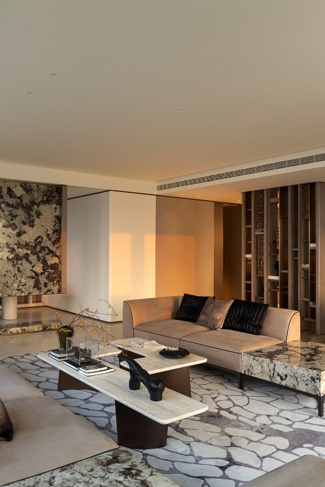 Light luxury style collocation