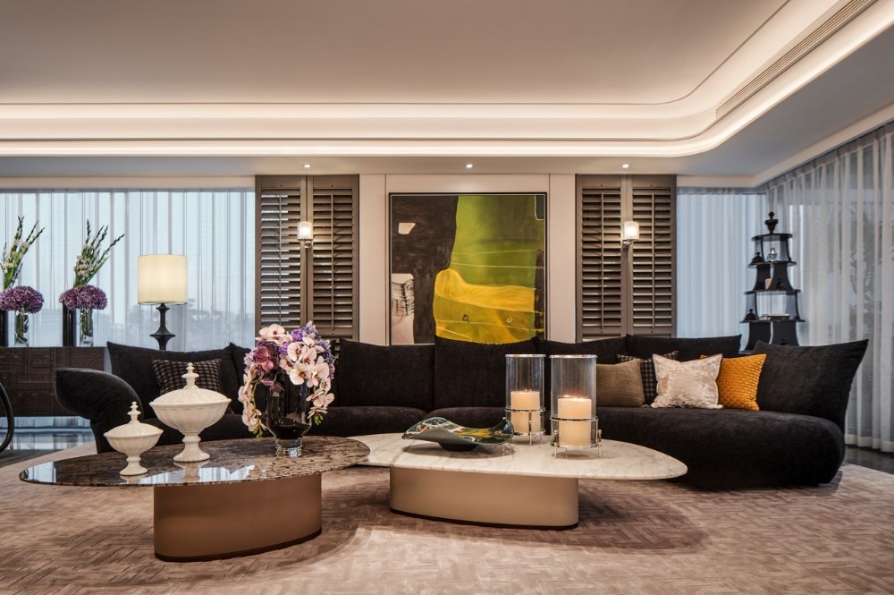 Light luxury style collocation