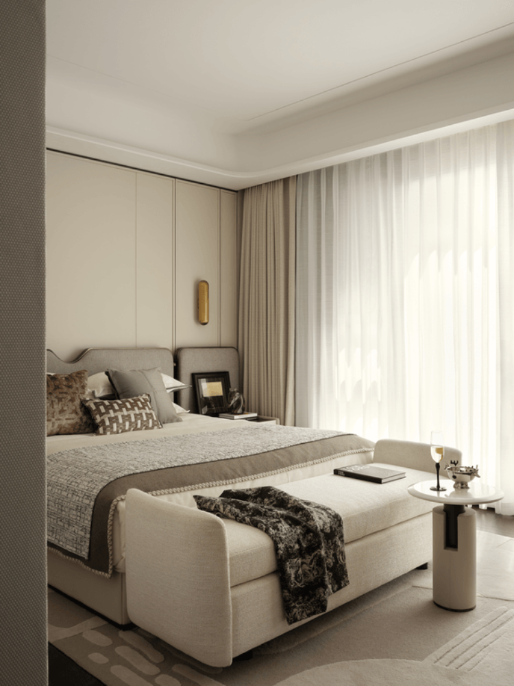 Light luxury style collocation