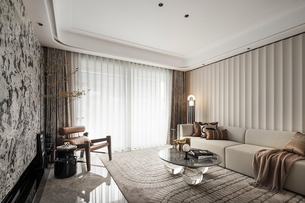 Light luxury style collocation