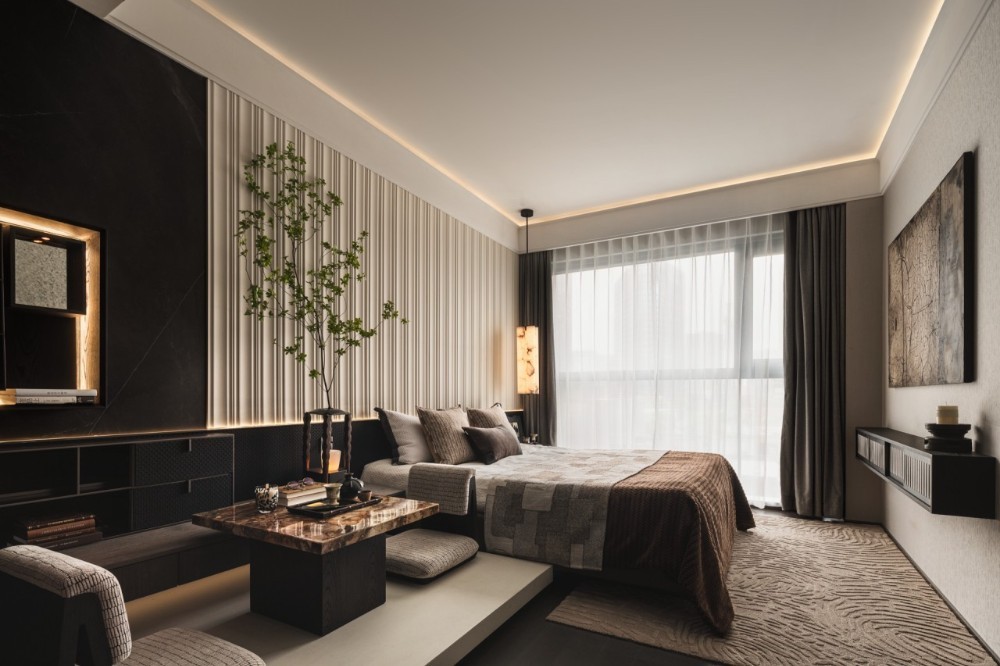 Light luxury style collocation