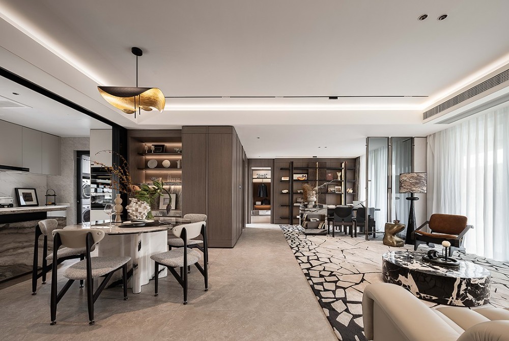 Light luxury style collocation