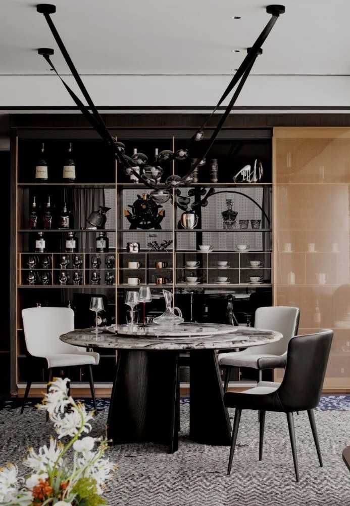 Light luxury style collocation