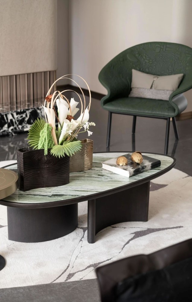 Light luxury style collocation