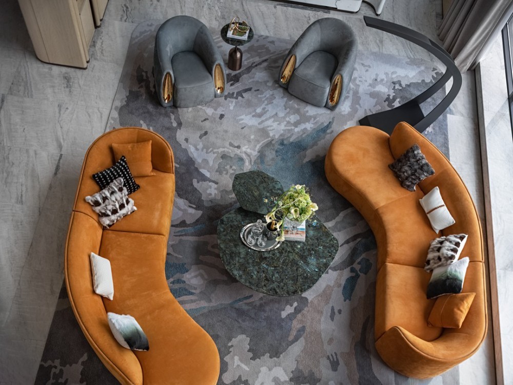 Light luxury style collocation