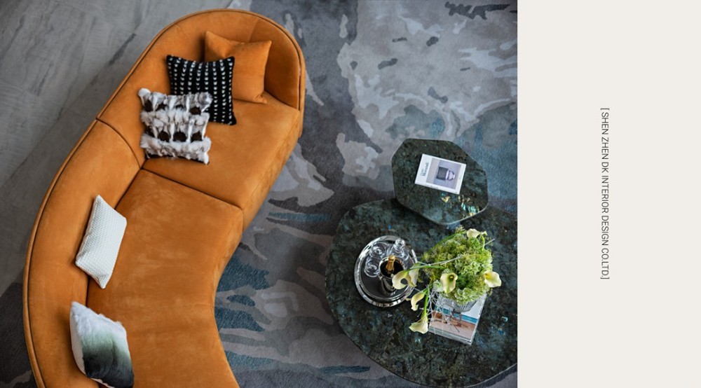 Light luxury style collocation