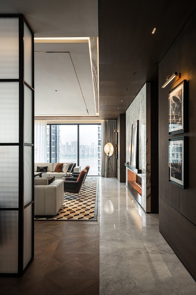 Light luxury style collocation