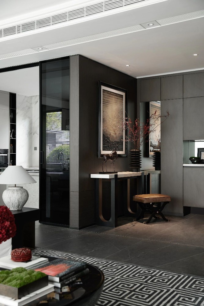 Light luxury style collocation