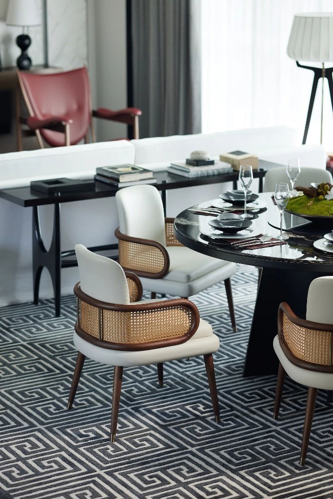 Light luxury style collocation