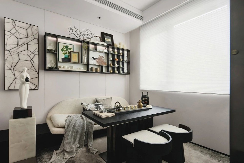 Light luxury style collocation