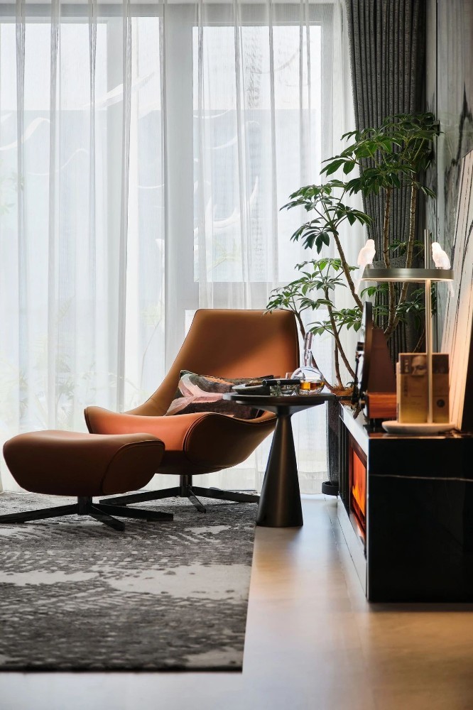 Light luxury style collocation