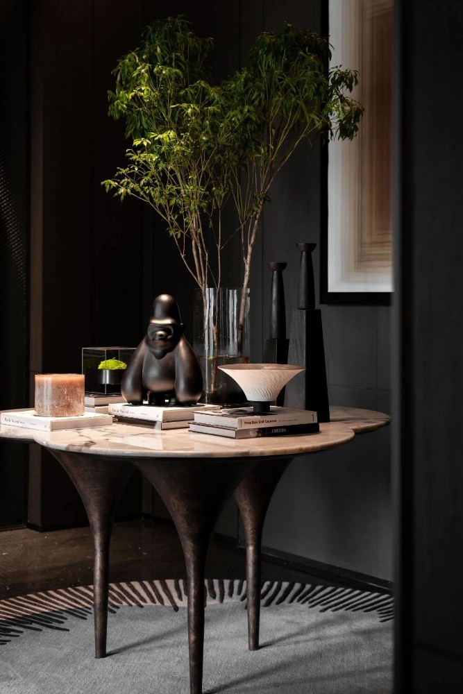 Light luxury style collocation