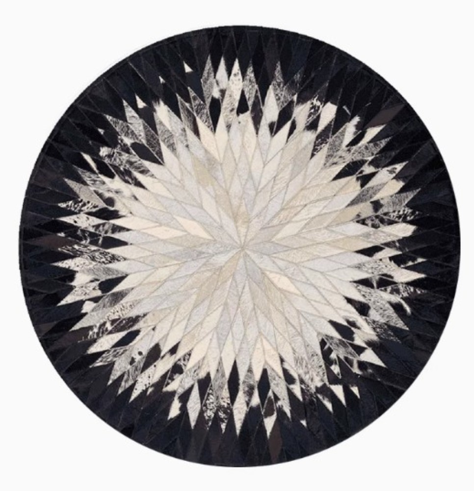 Light luxury style collocation