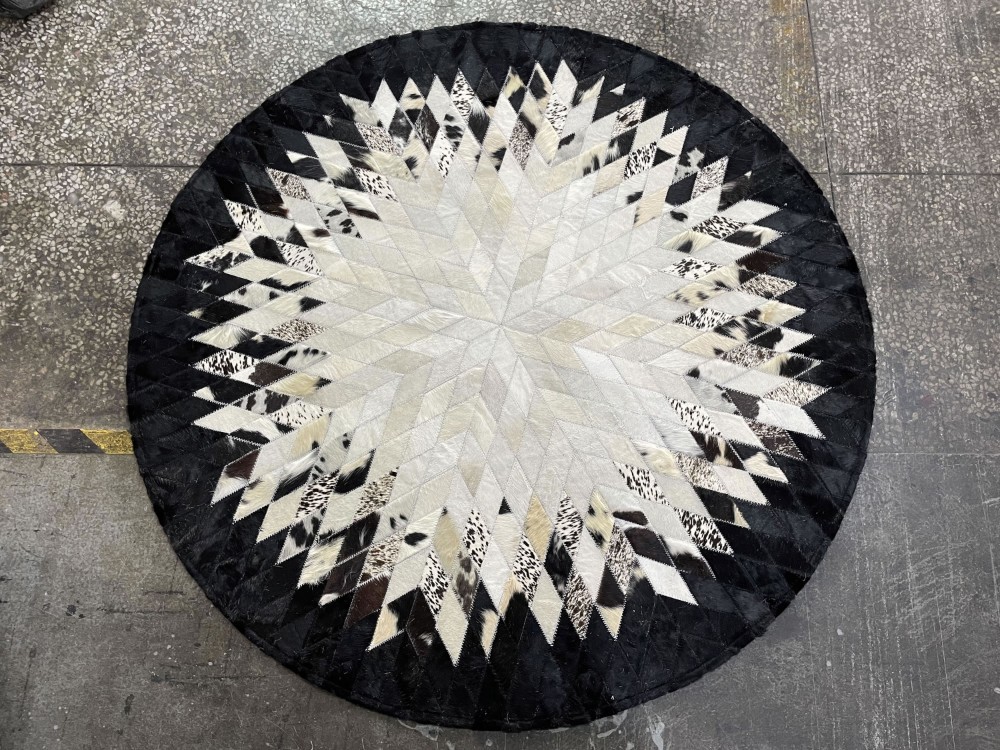 Light luxury style collocation