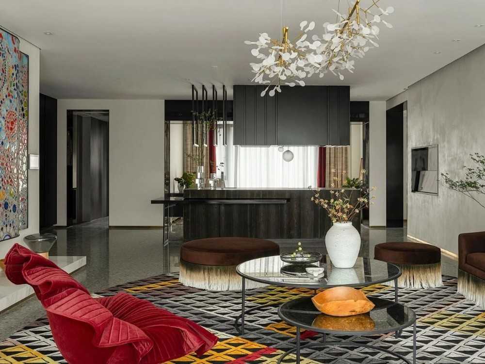 Light luxury style collocation