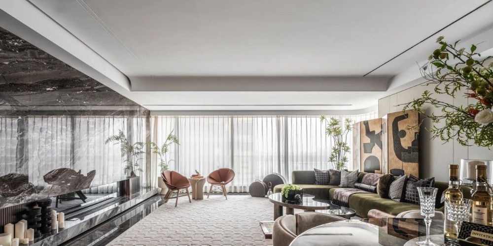 Light luxury style collocation