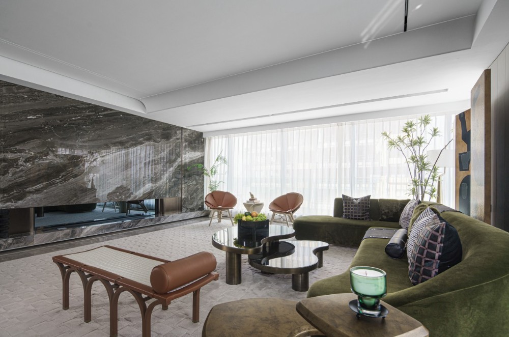 Light luxury style collocation