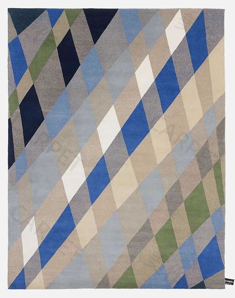 Weft to Warp Pile Rug