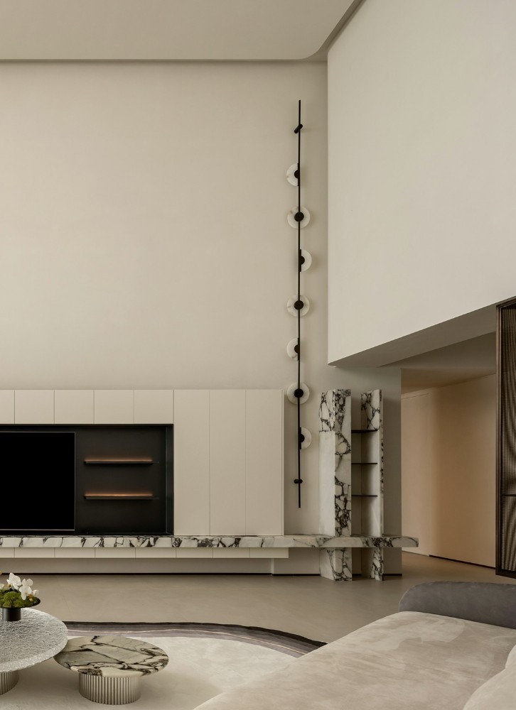 Minimalist style matching