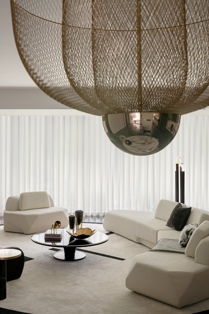 Minimalist style matching