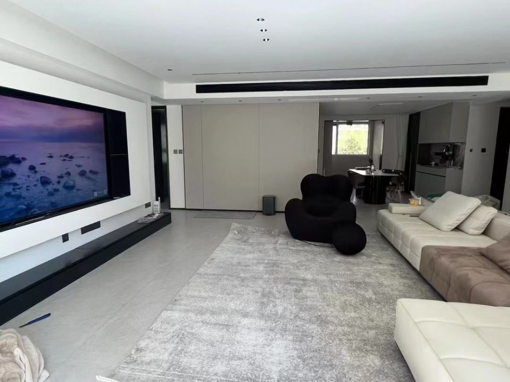 Minimalist style matching