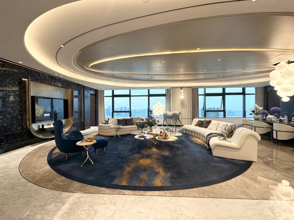 Minimalist style matching