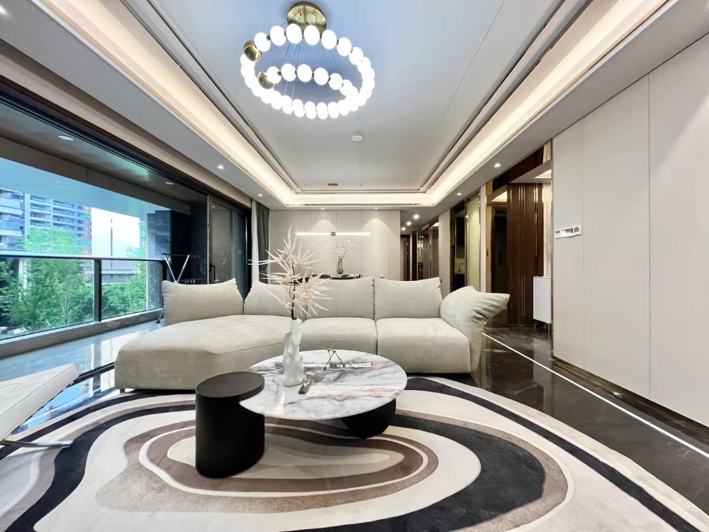 Minimalist style matching