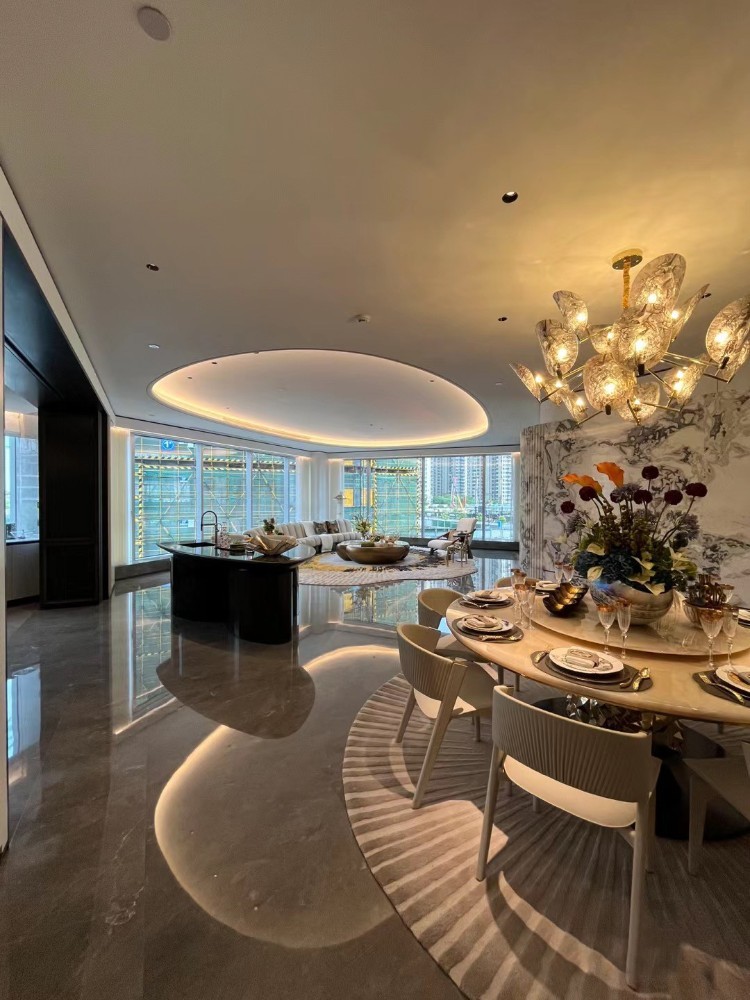 Minimalist style matching