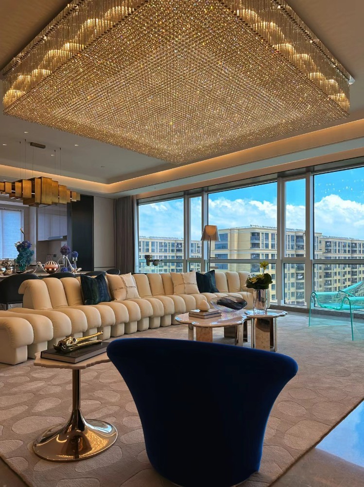 Minimalist style matching