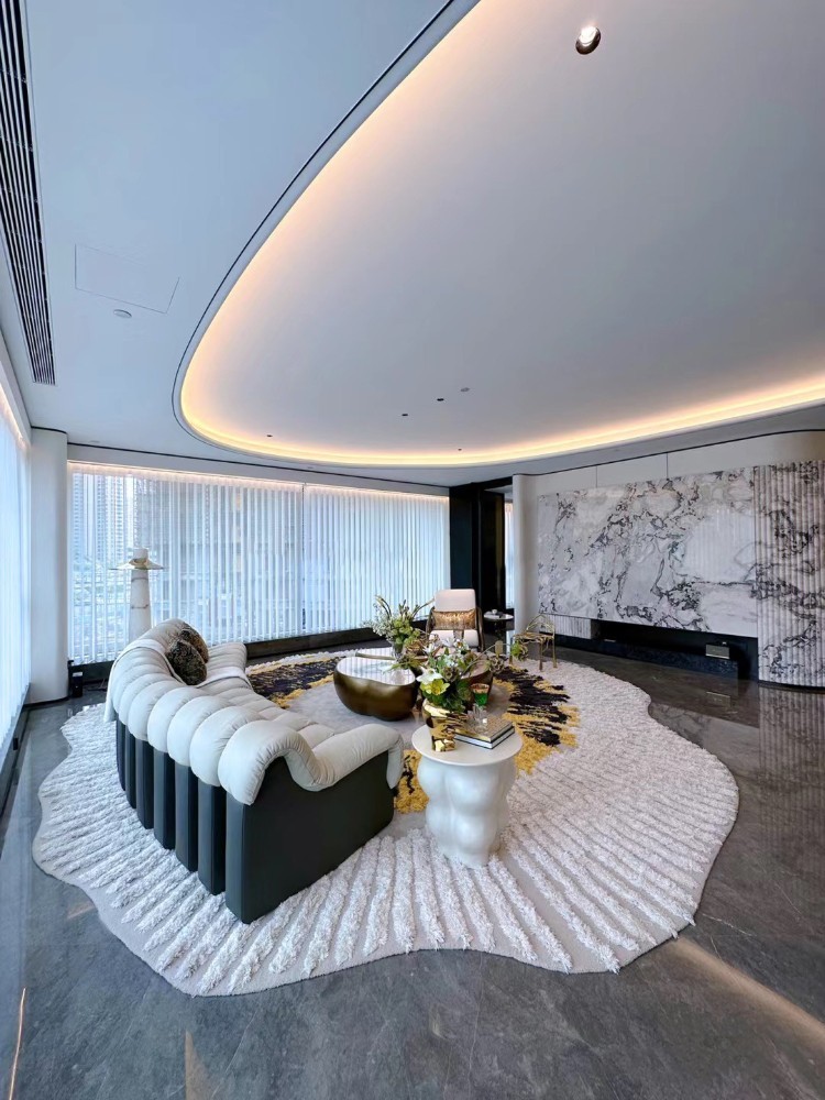 Minimalist style matching