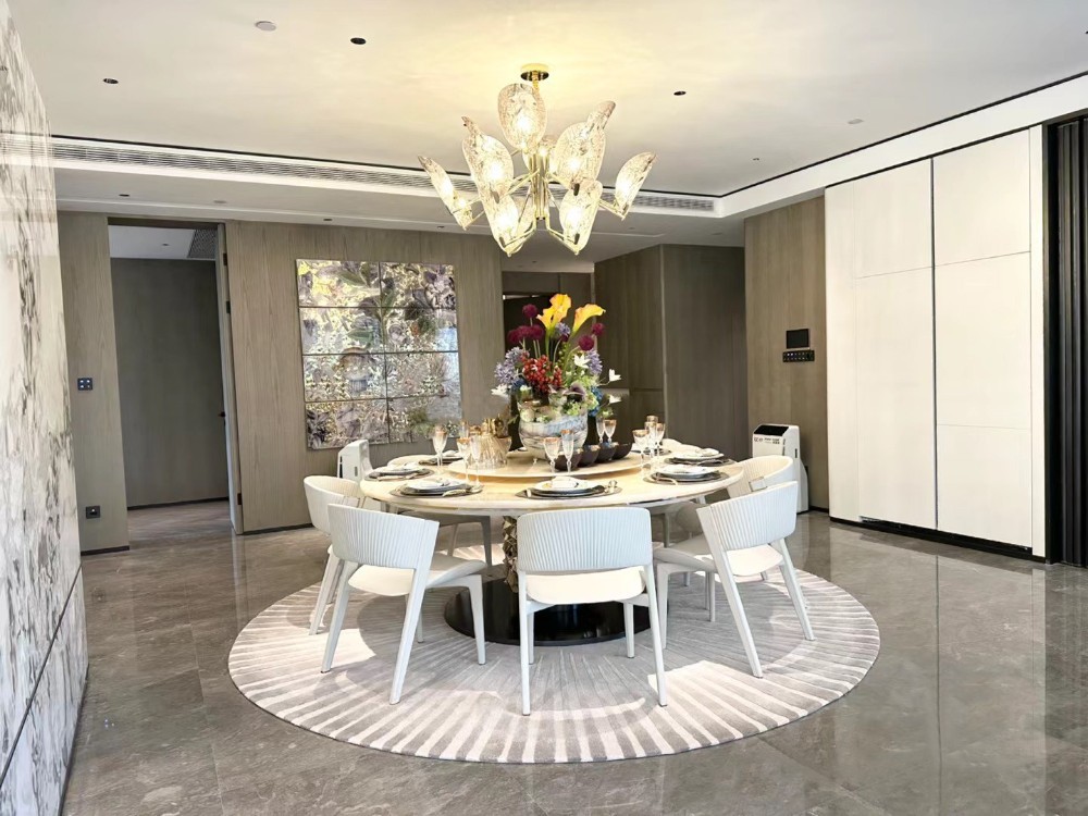 Minimalist style matching