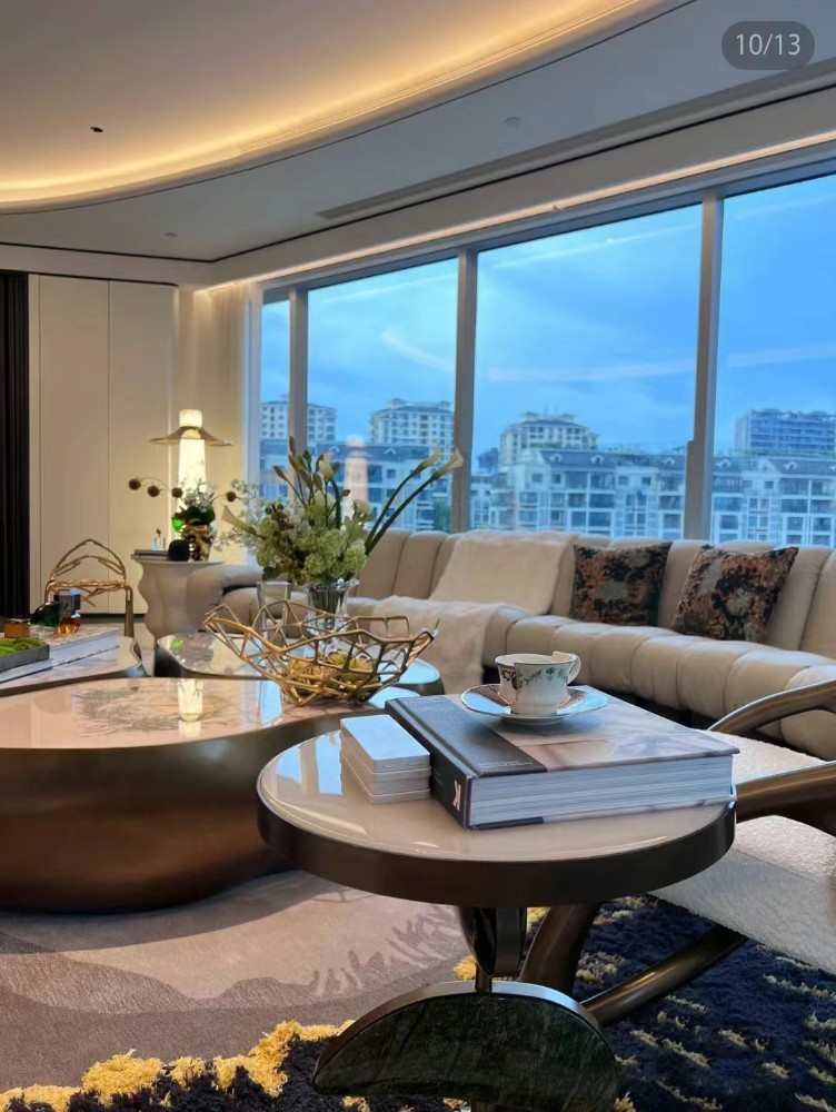 Minimalist style matching