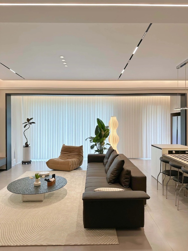 Minimalist style matching