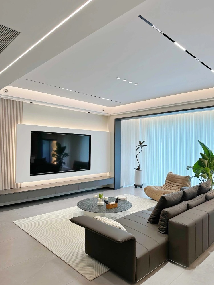 Minimalist style matching