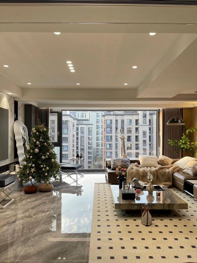 Minimalist style matching