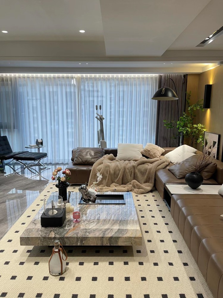 Minimalist style matching