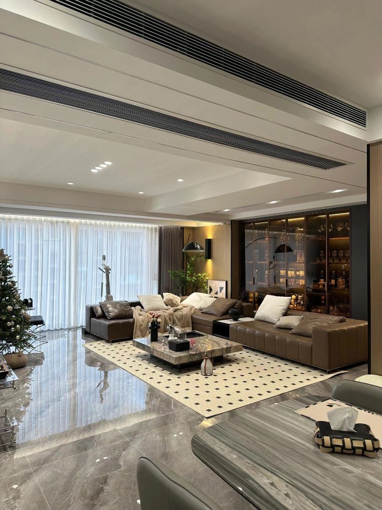 Minimalist style matching