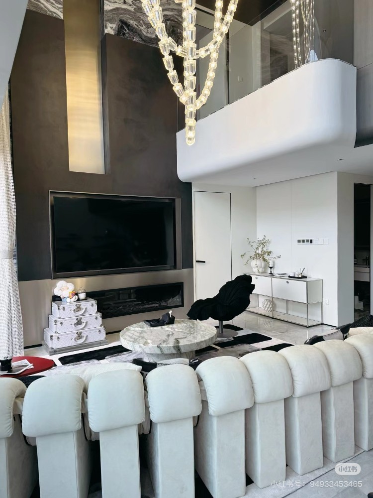 Minimalist style matching