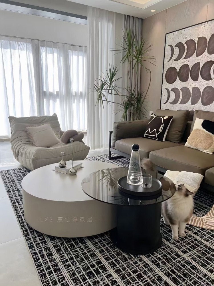 Minimalist style matching