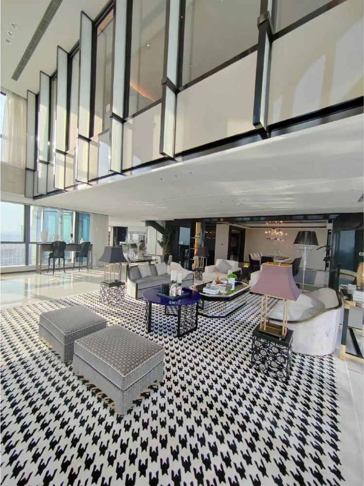 Minimalist style matching