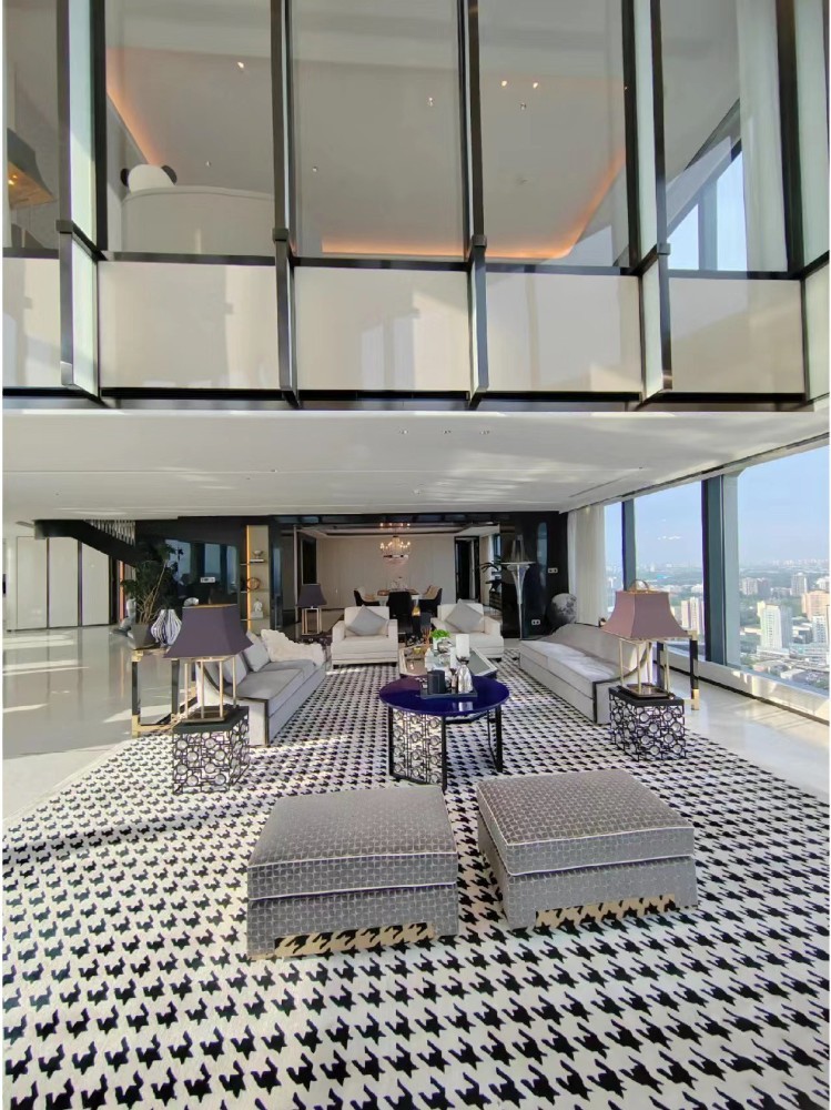 Minimalist style matching