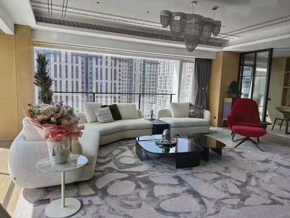 Minimalist style matching