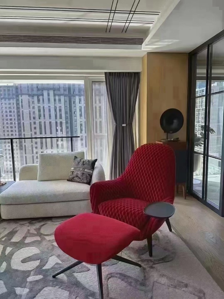 Minimalist style matching