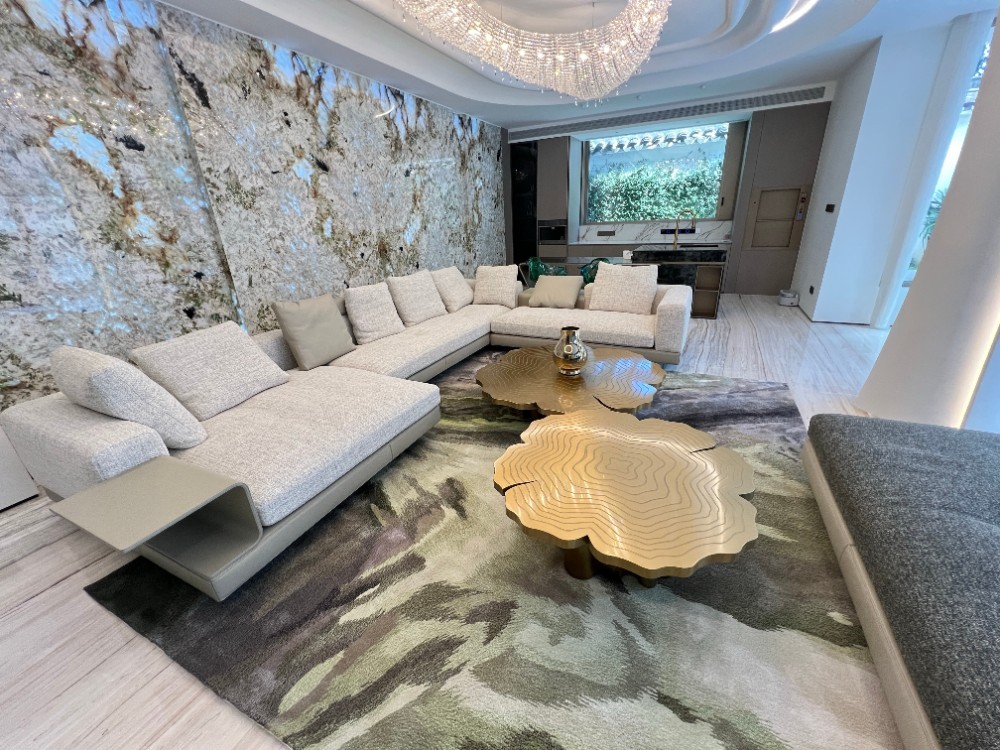 Minimalist style matching