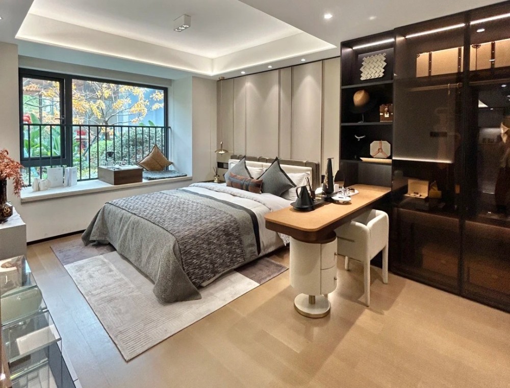 Italian style collocation