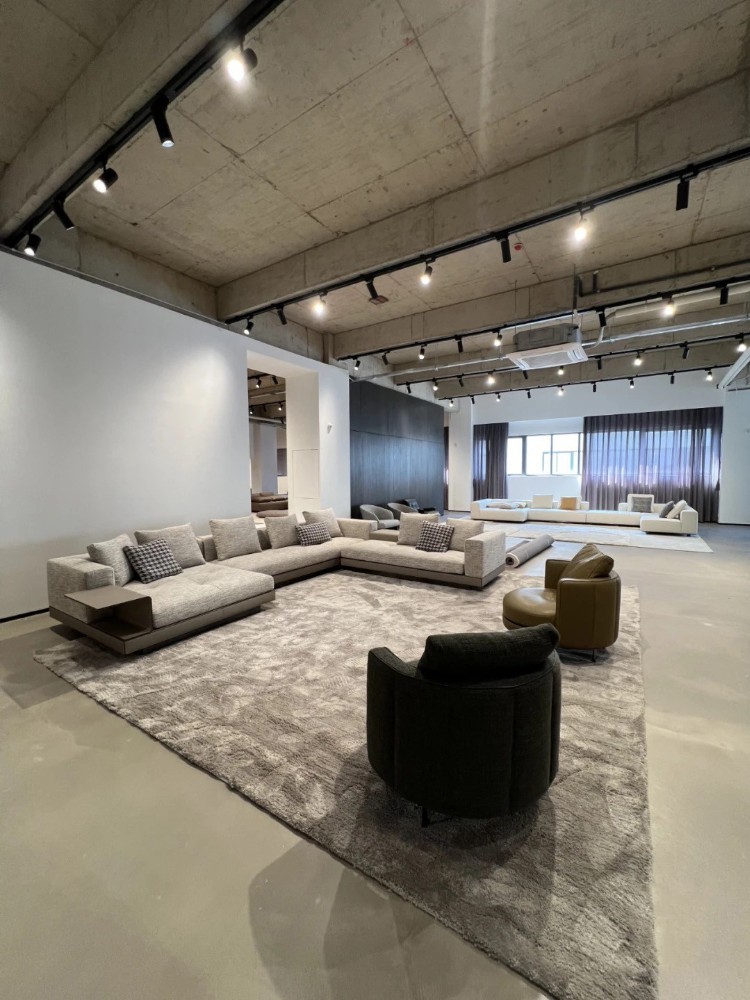 Italian style collocation