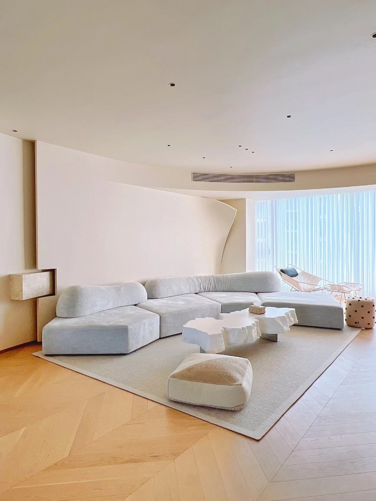 Cream style collocation