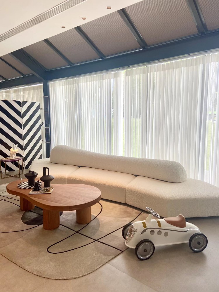 Cream style collocation