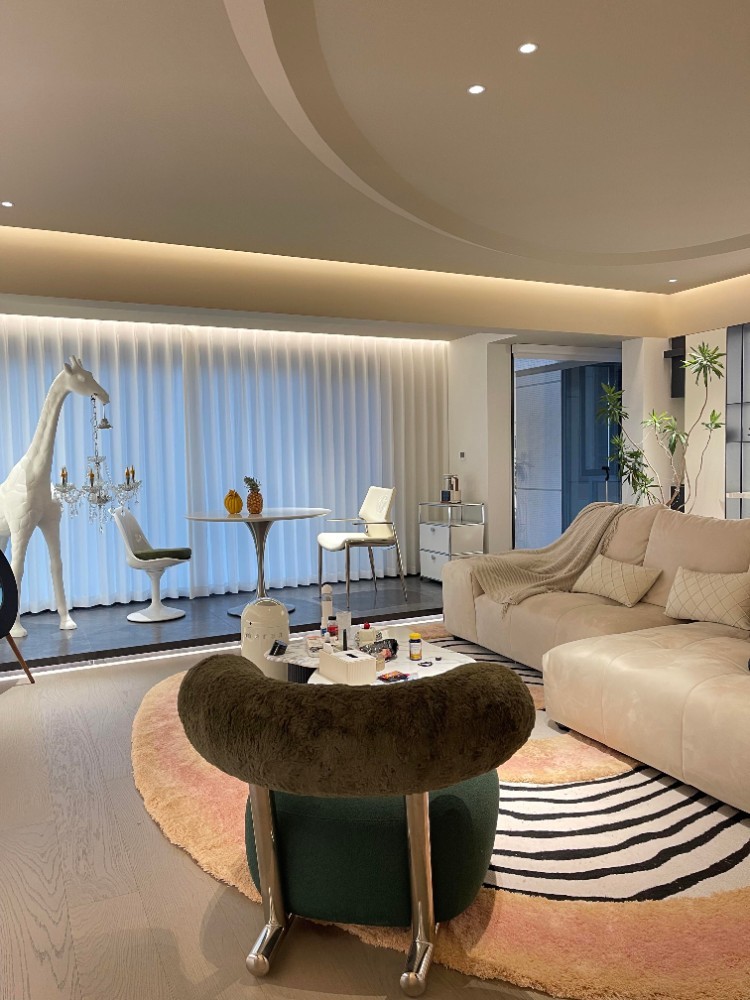 Cream style collocation